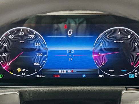 New 2026 Mercedes-Benz GLB 250 image 13