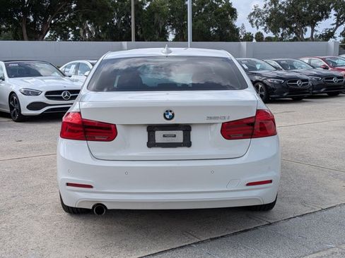 Used 2017 BMW 320i Sedan RWD image 6