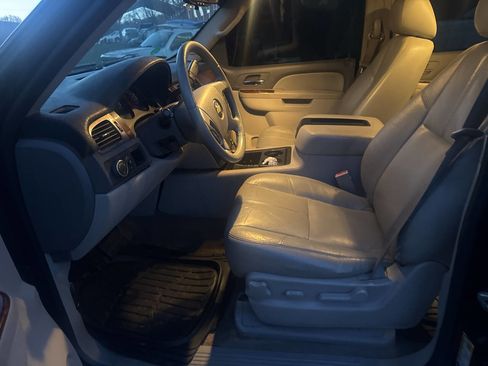 Used 2011 Chevrolet Tahoe LT image 15