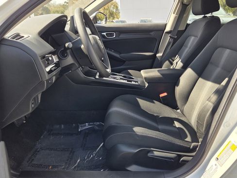 Used 2023 Honda Civic LX image 10