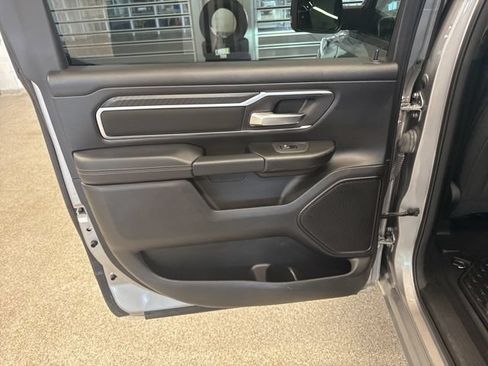 Used 2025 RAM 1500 Big Horn AWD/4WD image 27