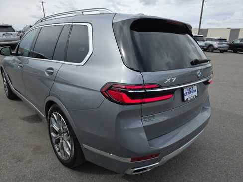 Used 2025 BMW X7 xDrive40i image 8