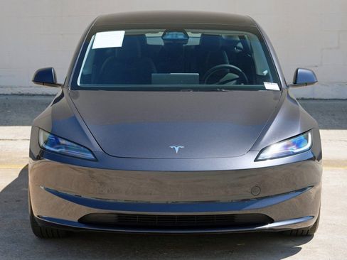 Used 2024 Tesla Model 3 image 54