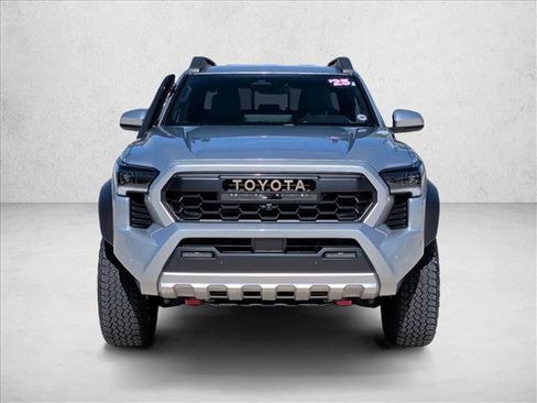 Certified 2025 Toyota Tacoma 4x4 Double Cab Hybrid image 2