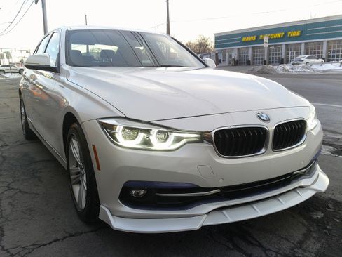 Used 2017 BMW 330i xDrive xDrive image 13