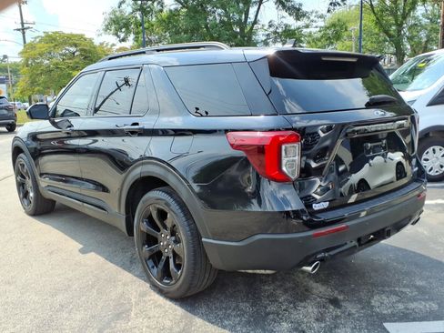 Certified 2023 Ford Explorer ST-Line w/ Class IV Trailer Tow Package AWD/4WD image 6