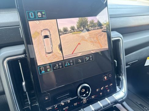 New 2026 GMC Yukon XL Denali w/ Advanced Technology Package AWD/4WD image 15