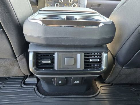 Used 2022 Ford F150 Lariat w/ Max Trailer Tow Package image 14