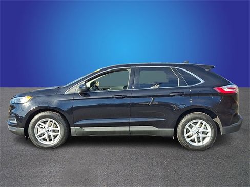 Used 2024 Ford Edge SEL image 7