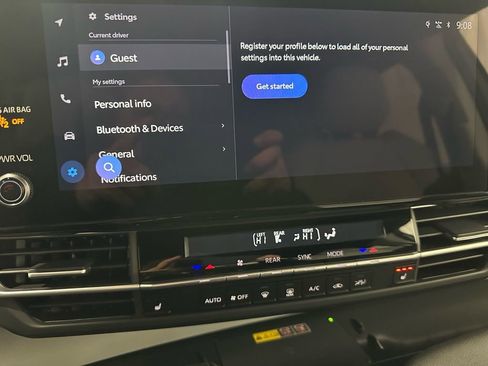 Used 2025 Toyota Sienna XSE image 35