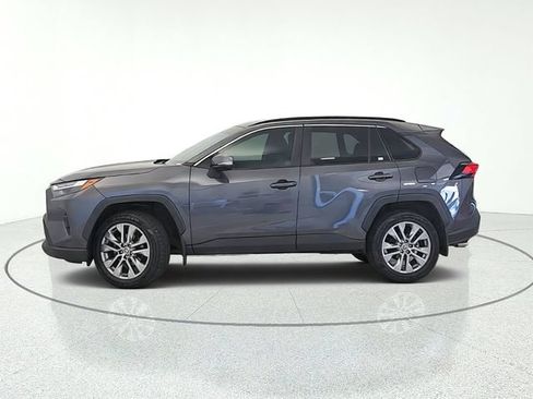 Used 2022 Toyota RAV4 XLE Premium AWD/4WD image 2