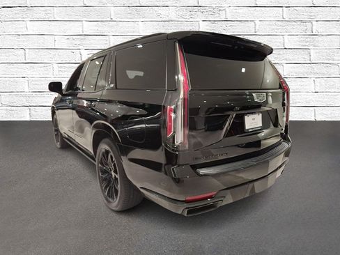 Used 2023 Cadillac Escalade Sport Platinum AWD/4WD image 3