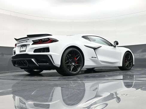 Used 2026 Chevrolet Corvette Z06 image 25