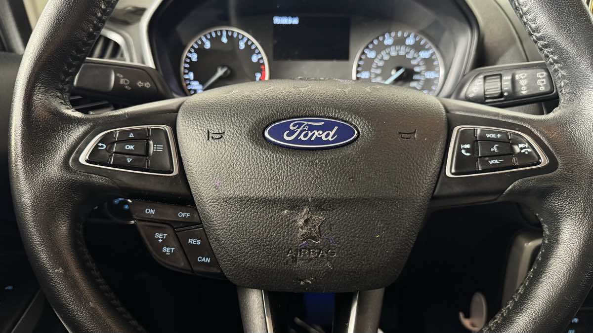 Used 2021 Ford EcoSport Titanium AWD/4WD image 16