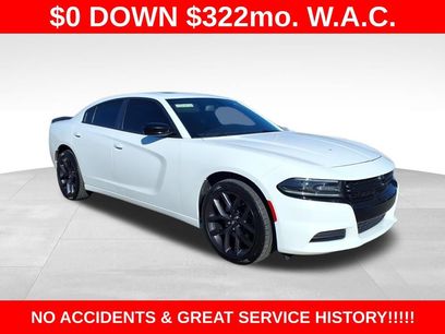 Used 2017 Dodge Charger SE w/ Power Sunroof Group