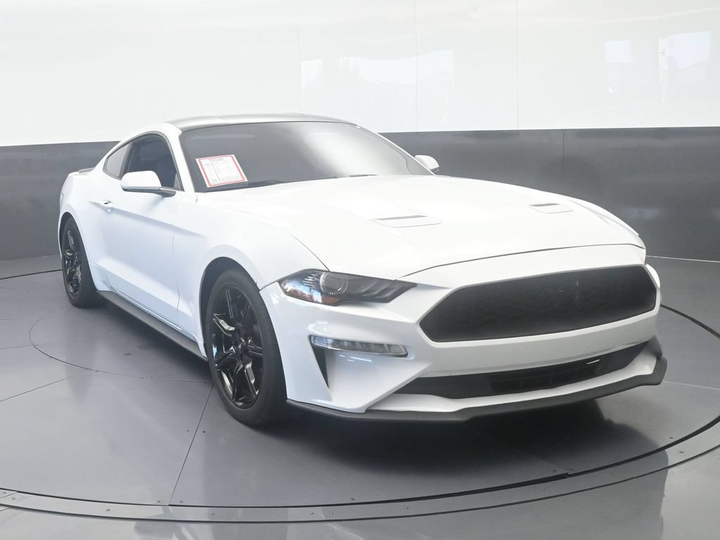 Used 2019 Ford Mustang Coupe w/ Black Accent Package RWD image 9