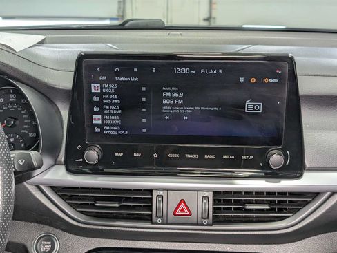 Certified 2023 Kia Forte GT-Line FWD image 18