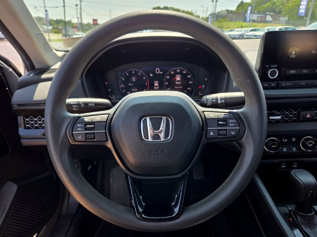 Used 2024 Honda Accord EX image 31