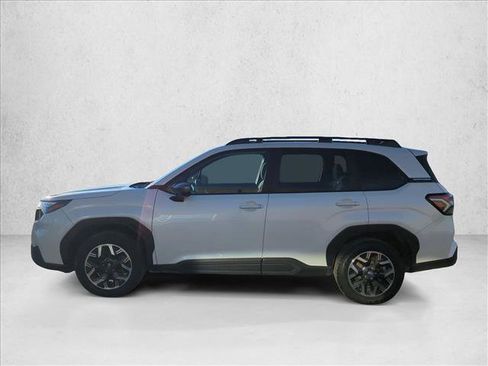 Certified 2025 Subaru Forester Premium image 10