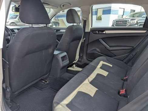 Used 2014 Volkswagen Passat 1.8T image 25