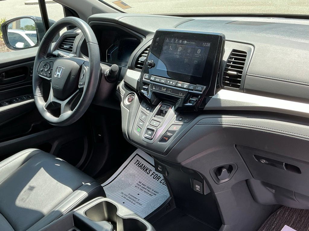 Used 2024 Honda Odyssey EX-L image 23