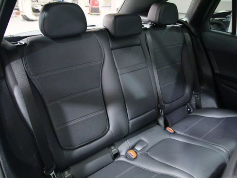 Used 2026 Mercedes-Benz GLC 300 4MATIC image 25