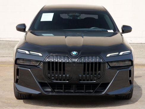 Used 2023 BMW 740i RWD image 58