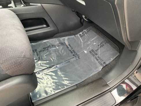 Used 2013 Honda CR-V EX image 38