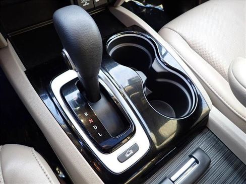 Used 2019 Honda Ridgeline RTL-E image 17