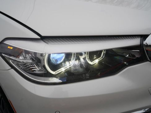 Used 2018 BMW 530e xDrive image 88