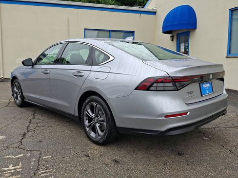 Used 2023 Honda Accord EX image 6
