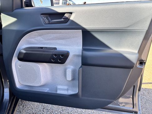 New 2025 Ford Maverick XLT image 21