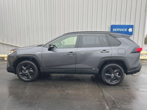 Used 2021 Toyota RAV4 XSE image 5