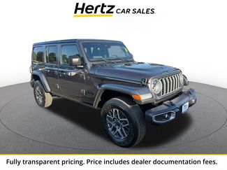 Used 2025 Jeep Wrangler Unlimited Sahara AWD/4WD video 1
