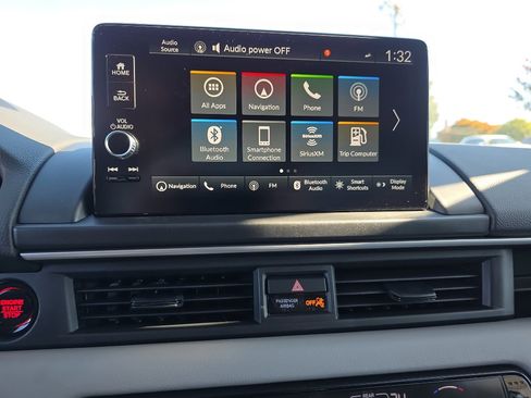 New 2025 Honda Pilot Touring image 21