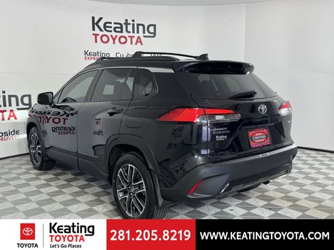 Certified 2026 Toyota Corolla Cross XLE image 7