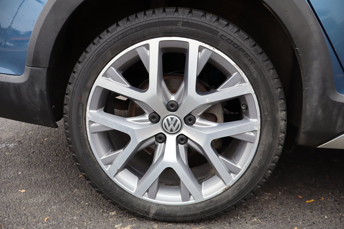 Used 2017 Volkswagen Golf Alltrack SEL AWD/4WD image 44