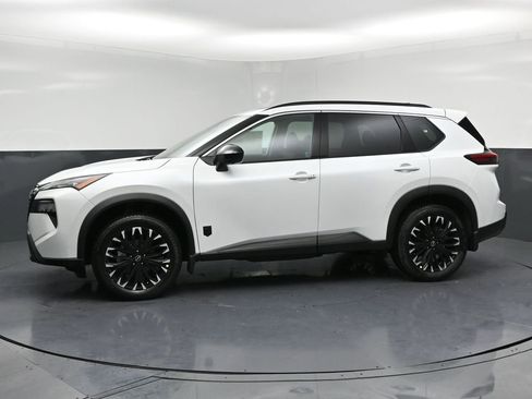 New 2026 Nissan Rogue SV image 2