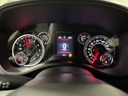 New 2026 RAM 1500 Express AWD/4WD image 12