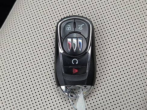 New 2026 Buick Encore GX Avenir w/ Avenir Technology Package AWD/4WD image 44