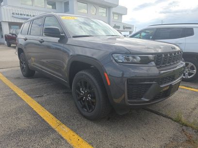 New 2026 Jeep Grand Cherokee L 4WD