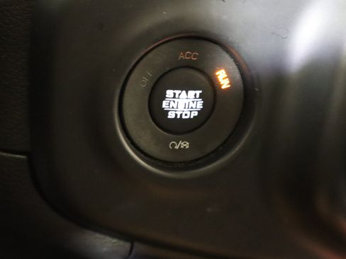 Used 2018 Jeep Wrangler Unlimited Sport S AWD/4WD image 31