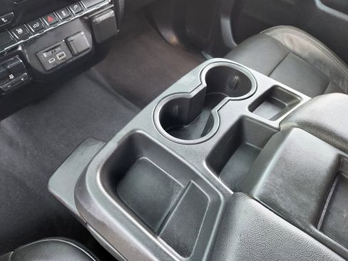 Used 2020 Chevrolet Silverado 2500 LTZ image 32