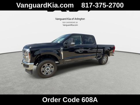 Used 2024 Ford F250 Lariat AWD/4WD image 4