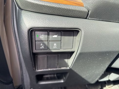 Certified 2017 Honda CR-V Touring image 30