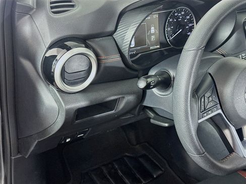 Used 2024 Nissan Versa SR image 17