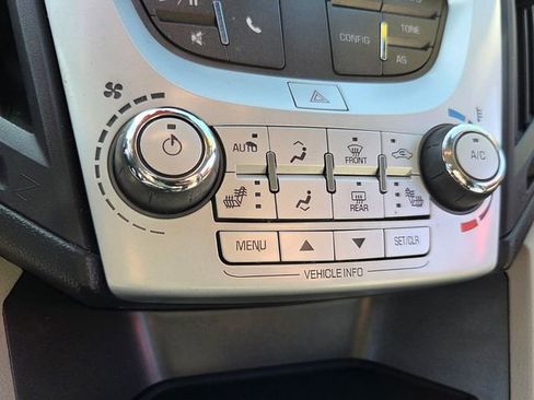 Used 2017 Chevrolet Equinox LT w/ Convenience Package image 23