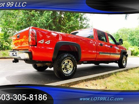 Used 2007 Chevrolet Silverado 2500 LT w/ Onstar Plus Package AWD/4WD image 9
