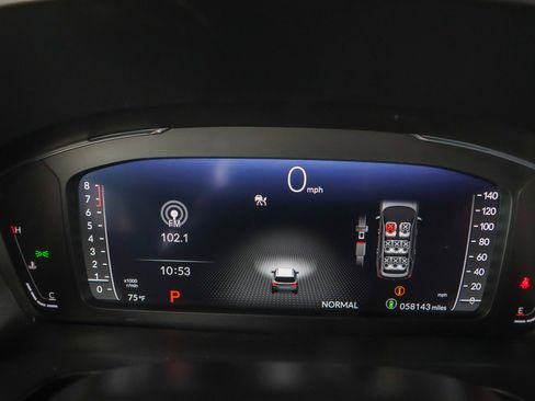 Used 2024 Honda Pilot Elite image 15