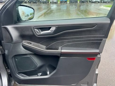Used 2021 Ford Escape SEL w/ SEL Stealth AWD Package image 10